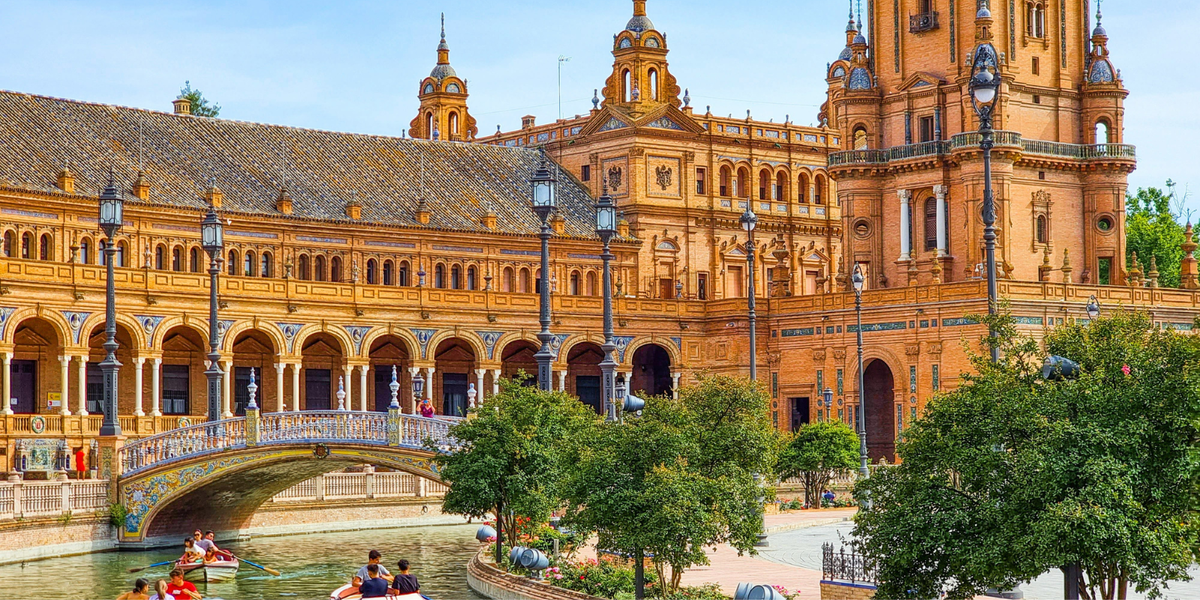 Best Time to Visit Spain: Month-by-Month Guide with Travel Tips